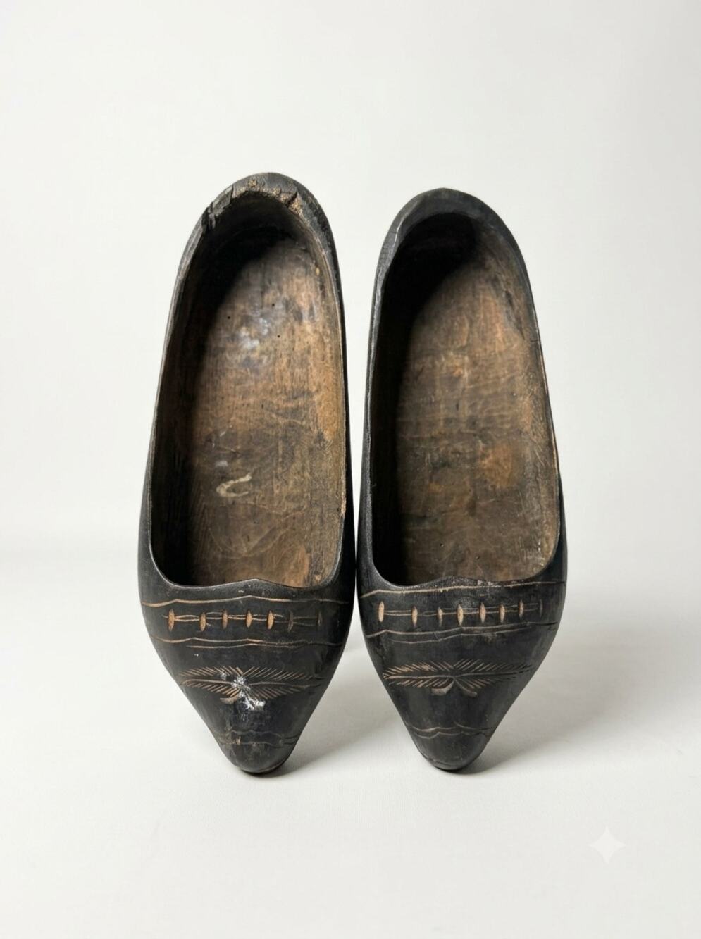 Antique Hand Carved Wooden Clogs Pointed Toe Folk Art Sabots Shoes Decor Slip On